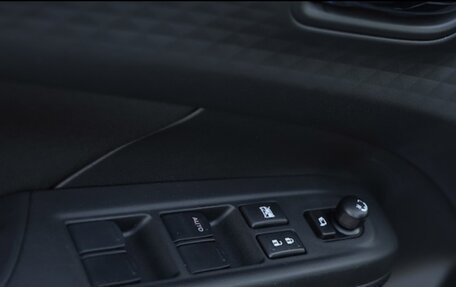 Suzuki Swift, 2025 год, 1 350 000 рублей, 11 фотография