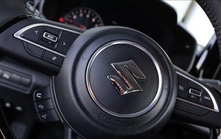 Suzuki Swift, 2025 год, 1 350 000 рублей, 12 фотография