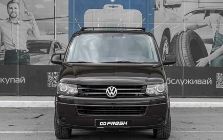 Volkswagen Multivan T5, 2015 год, 2 225 000 рублей, 3 фотография