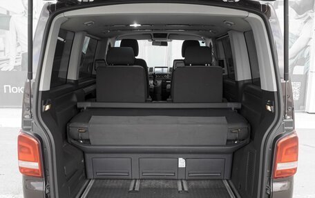 Volkswagen Multivan T5, 2015 год, 2 225 000 рублей, 17 фотография