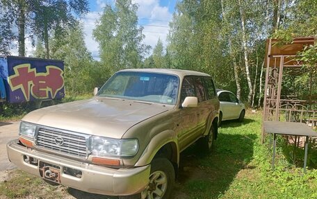 Toyota Land Cruiser 80 рестайлинг, 1997 год, 1 050 000 рублей, 2 фотография