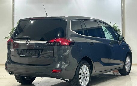 Opel Zafira C рестайлинг, 2015 год, 1 499 000 рублей, 6 фотография