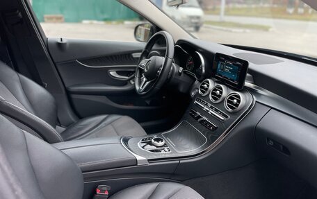 Mercedes-Benz C-Класс, 2019 год, 3 150 000 рублей, 10 фотография