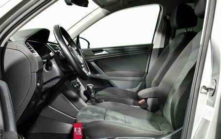 Volkswagen Tiguan II, 2018 год, 2 490 000 рублей, 10 фотография