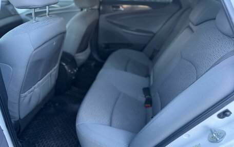 Hyundai Sonata VI, 2013 год, 1 250 000 рублей, 6 фотография