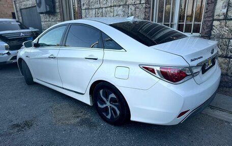 Hyundai Sonata VI, 2013 год, 1 250 000 рублей, 10 фотография