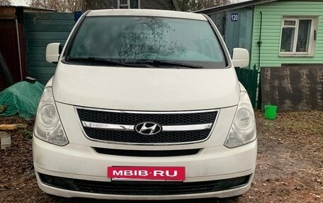 Hyundai Grand Starex Grand Starex I рестайлинг 2, 2010 год, 720 000 рублей, 3 фотография