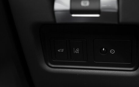 Jaguar E-Pace, 2018 год, 3 000 000 рублей, 5 фотография