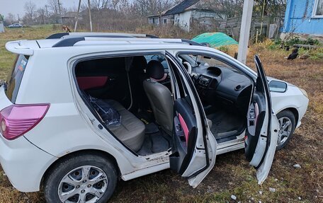 Geely MK Cross I, 2011 год, 210 000 рублей, 2 фотография