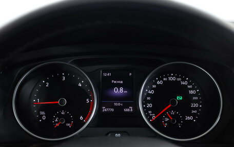 Volkswagen Tiguan II, 2019 год, 2 049 000 рублей, 13 фотография