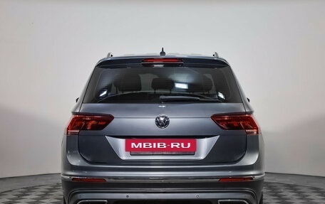 Volkswagen Tiguan II, 2019 год, 2 049 000 рублей, 6 фотография