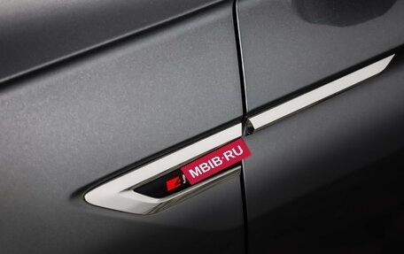 Volkswagen Tiguan II, 2019 год, 2 049 000 рублей, 8 фотография