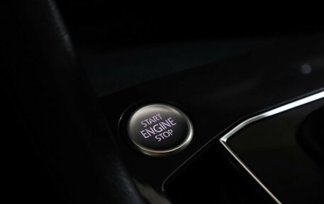 Volkswagen Tiguan II, 2019 год, 2 049 000 рублей, 21 фотография