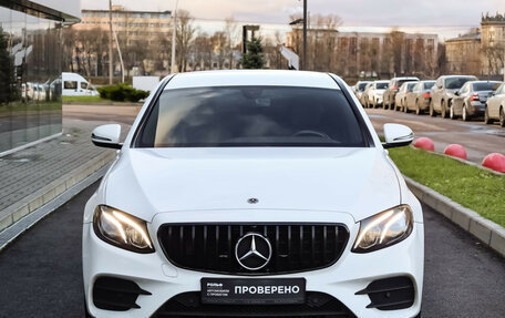 Mercedes-Benz E-Класс, 2020 год, 3 499 000 рублей, 3 фотография