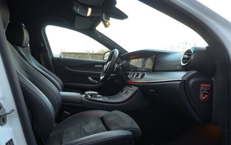 Mercedes-Benz E-Класс, 2020 год, 3 499 000 рублей, 26 фотография