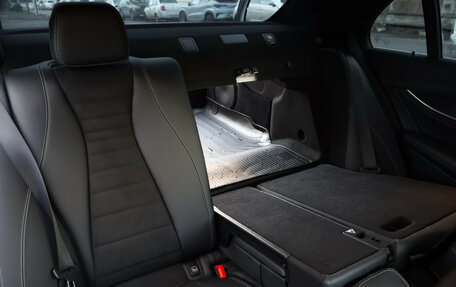 Mercedes-Benz E-Класс, 2020 год, 3 499 000 рублей, 29 фотография