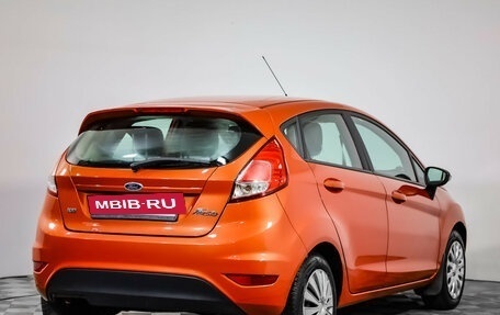 Ford Fiesta, 2016 год, 875 000 рублей, 5 фотография