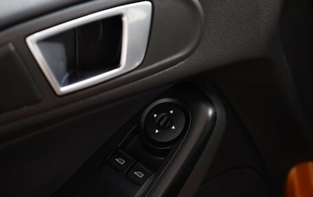 Ford Fiesta, 2016 год, 875 000 рублей, 12 фотография