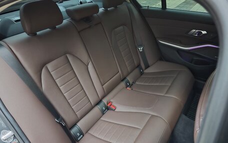 BMW 3 серия, 2020 год, 3 630 000 рублей, 21 фотография