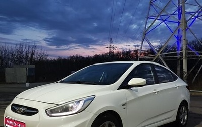 Hyundai Solaris II рестайлинг, 2013 год, 780 000 рублей, 1 фотография
