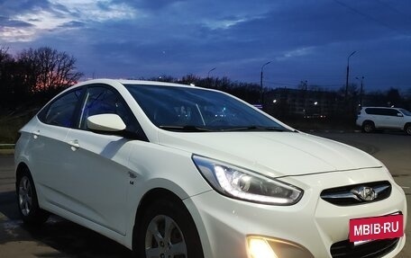 Hyundai Solaris II рестайлинг, 2013 год, 780 000 рублей, 2 фотография
