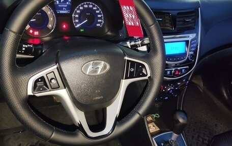 Hyundai Solaris II рестайлинг, 2013 год, 780 000 рублей, 4 фотография