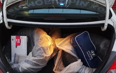 Hyundai Solaris II рестайлинг, 2013 год, 780 000 рублей, 15 фотография