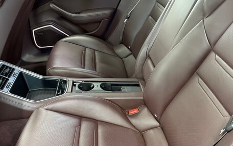 Porsche Panamera II рестайлинг, 2019 год, 8 000 000 рублей, 15 фотография