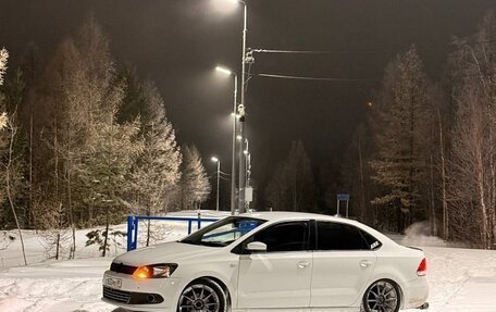 Volkswagen Polo VI (EU Market), 2014 год, 1 050 000 рублей, 3 фотография