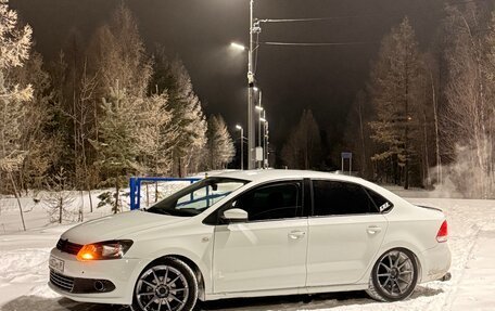 Volkswagen Polo VI (EU Market), 2014 год, 1 050 000 рублей, 21 фотография