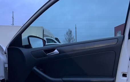 Volkswagen Jetta VI, 2014 год, 980 000 рублей, 15 фотография