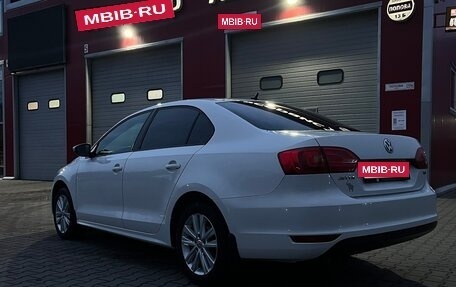 Volkswagen Jetta VI, 2014 год, 980 000 рублей, 4 фотография