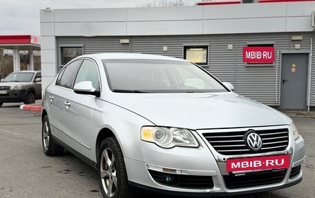 Volkswagen Passat B6, 2007 год, 690 000 рублей, 3 фотография