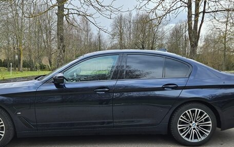 BMW 5 серия, 2020 год, 2 860 000 рублей, 18 фотография