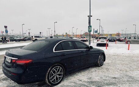 Mercedes-Benz E-Класс, 2020 год, 4 100 000 рублей, 5 фотография