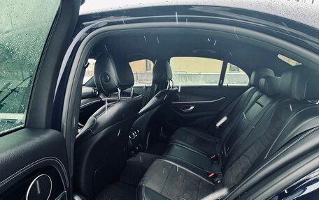 Mercedes-Benz E-Класс, 2020 год, 4 100 000 рублей, 8 фотография