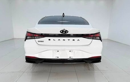 Hyundai Elantra, 2022 год, 1 350 000 рублей, 11 фотография
