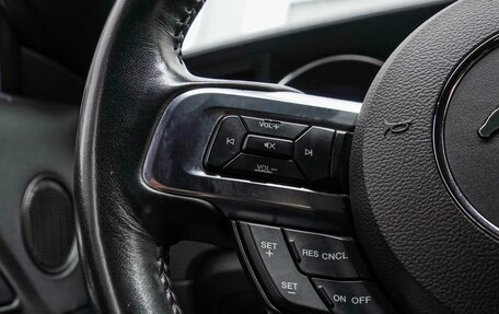 Ford Mustang VI рестайлинг, 2017 год, 3 160 000 рублей, 15 фотография