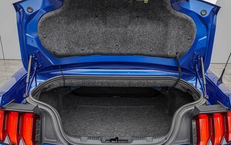 Ford Mustang VI рестайлинг, 2017 год, 3 160 000 рублей, 19 фотография