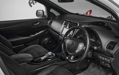 Nissan Leaf I, 2013 год, 700 000 рублей, 9 фотография