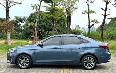 Ford Escort, 2021 год, 1 370 000 рублей, 4 фотография