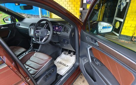 Volkswagen Tiguan II, 2021 год, 2 928 000 рублей, 3 фотография