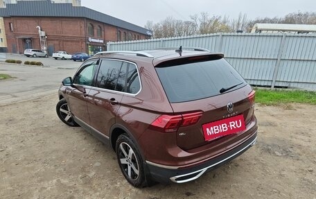 Volkswagen Tiguan II, 2021 год, 2 928 000 рублей, 14 фотография
