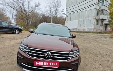 Volkswagen Tiguan II, 2021 год, 2 928 000 рублей, 16 фотография
