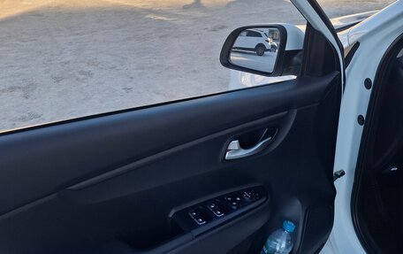 KIA Rio IV, 2021 год, 1 300 000 рублей, 10 фотография