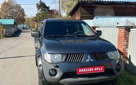 Mitsubishi L200 IV рестайлинг, 2008 год, 800 000 рублей, 1 фотография