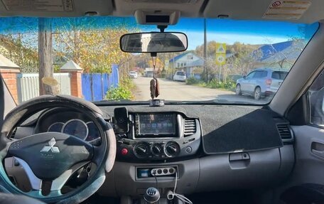 Mitsubishi L200 IV рестайлинг, 2008 год, 800 000 рублей, 20 фотография