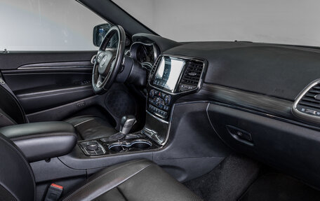 Jeep Grand Cherokee, 2021 год, 4 500 000 рублей, 7 фотография