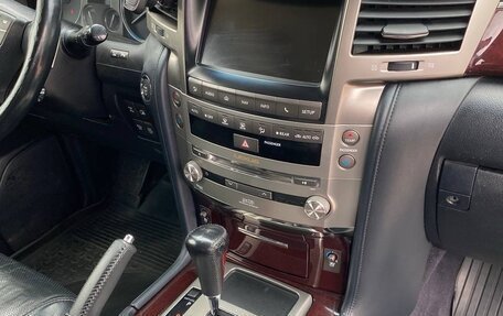 Lexus LX III, 2013 год, 3 800 000 рублей, 10 фотография