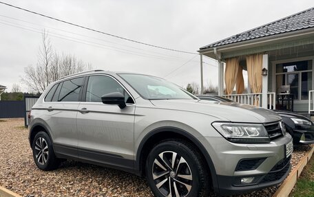 Volkswagen Tiguan II, 2019 год, 2 600 000 рублей, 4 фотография